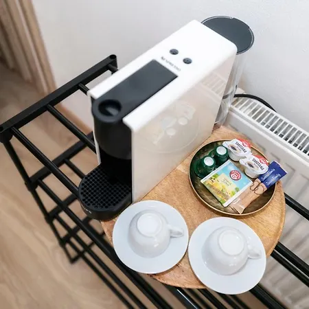 Apartment Alure Residences 2 & 24h Self Check-in, Parking In The Garage In The Building Included, New Building, Terrace, Location With A Forest Park With A Lake, Children's Playground *